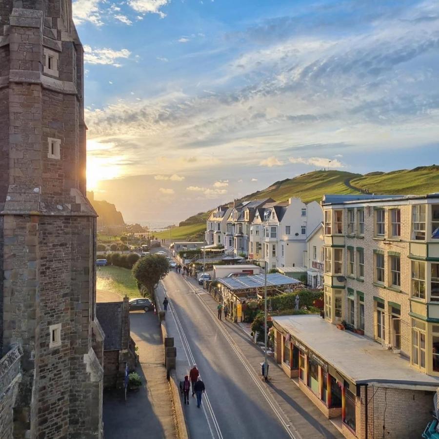 Auberge de jeunesse Ocean Backpackers à Ilfracombe Extérieur photo